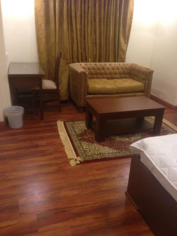 Hotel Diplomat Islamabad Ngoại thất bức ảnh