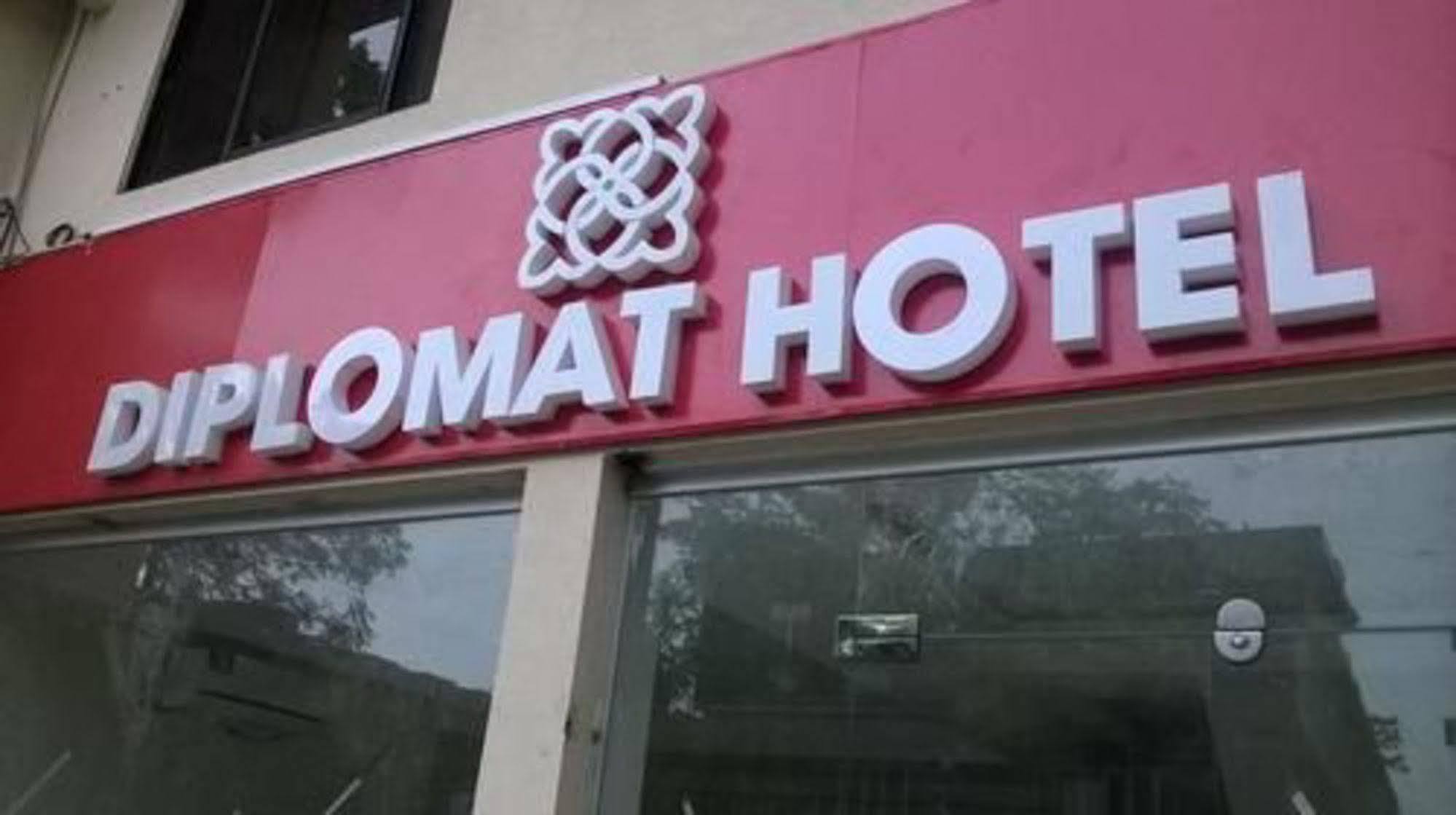 Hotel Diplomat Islamabad Ngoại thất bức ảnh