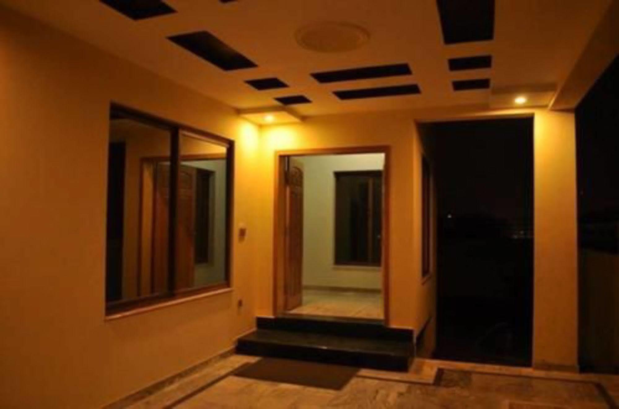 Hotel Diplomat Islamabad Ngoại thất bức ảnh