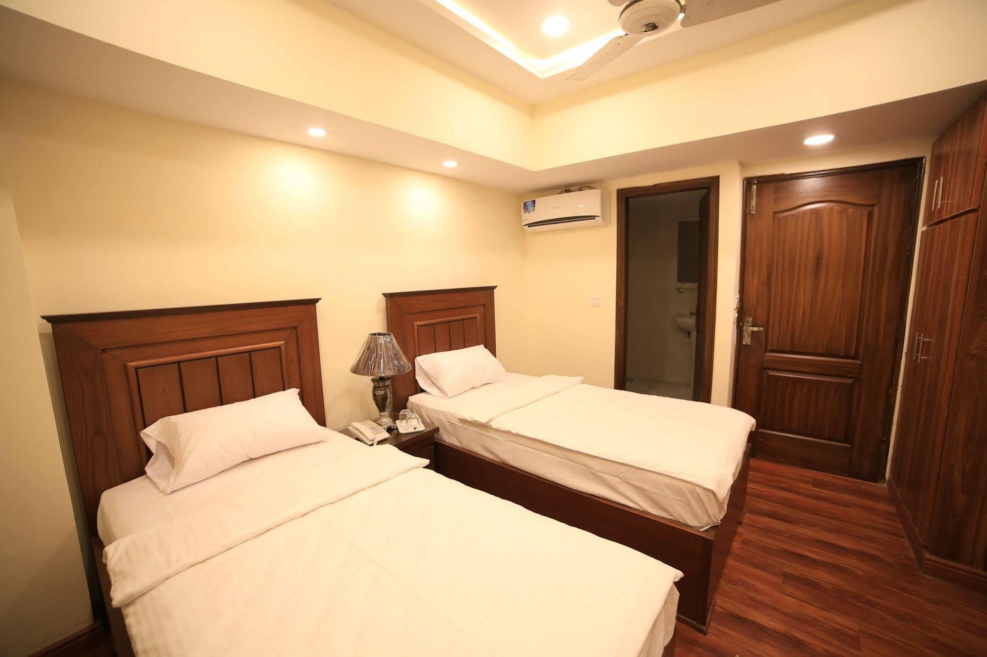 Hotel Diplomat Islamabad Ngoại thất bức ảnh