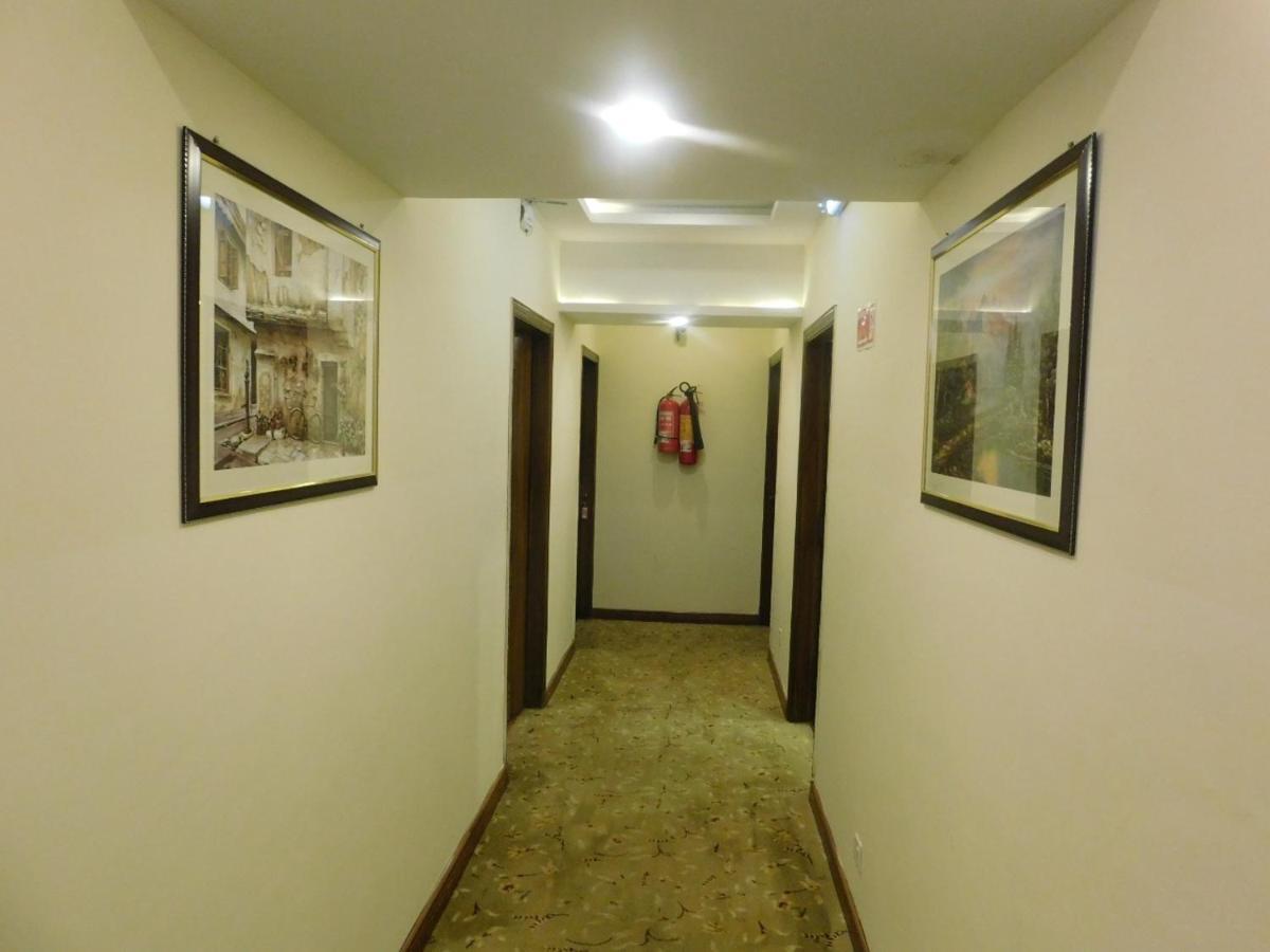 Hotel Diplomat Islamabad Ngoại thất bức ảnh