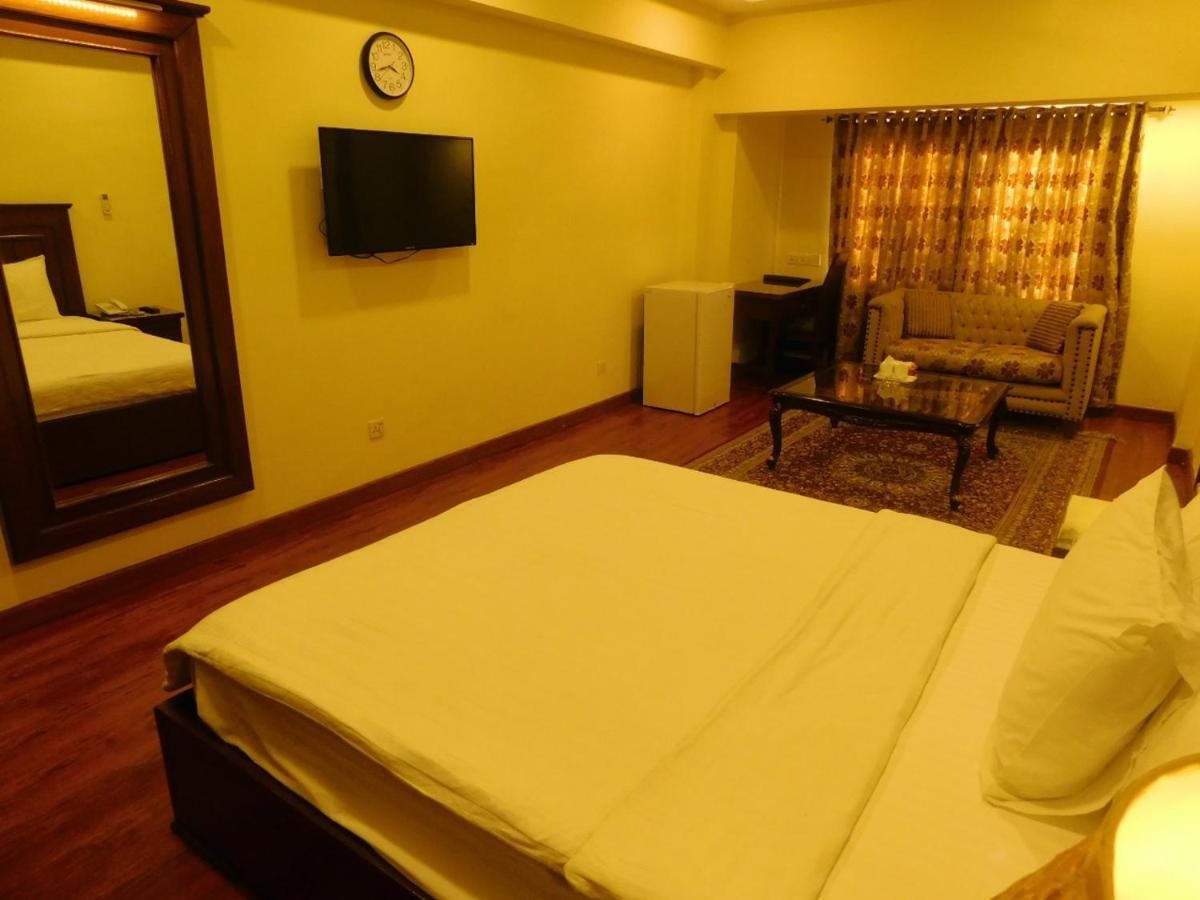 Hotel Diplomat Islamabad Ngoại thất bức ảnh