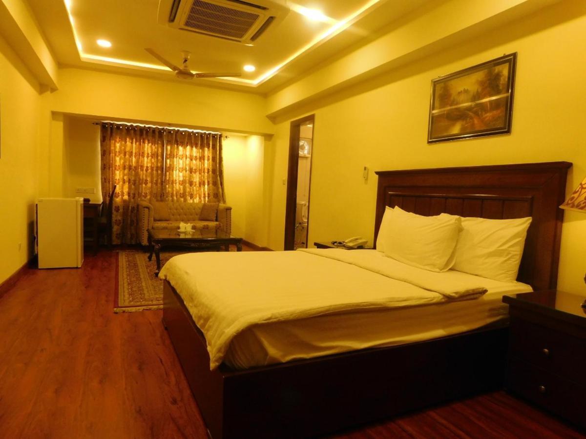 Hotel Diplomat Islamabad Ngoại thất bức ảnh