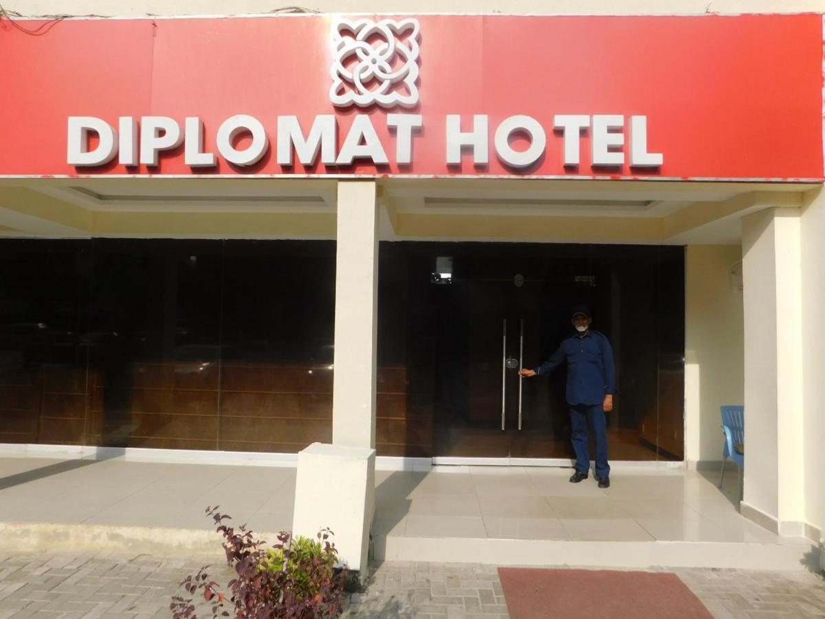 Hotel Diplomat Islamabad Ngoại thất bức ảnh